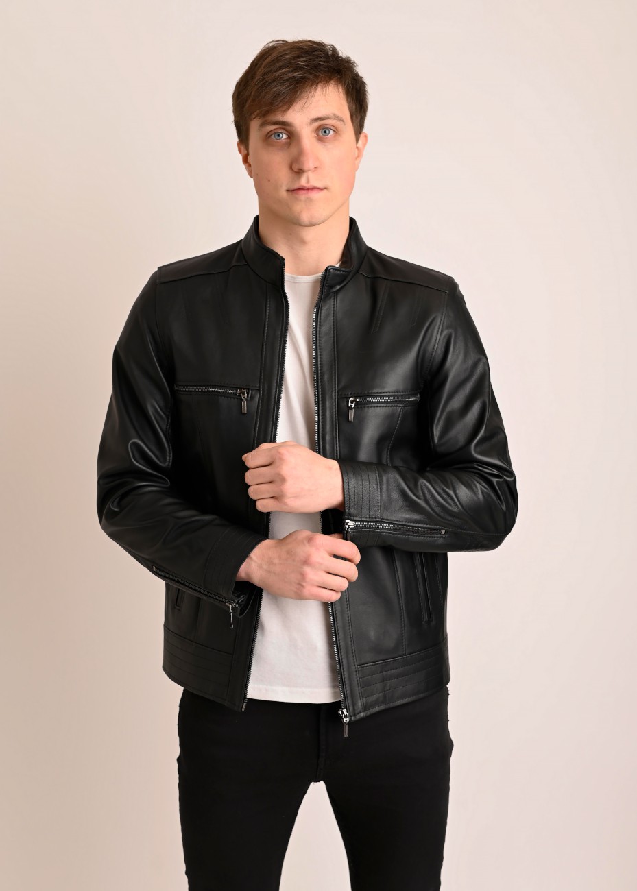 Skórzana sportowa kurtka...