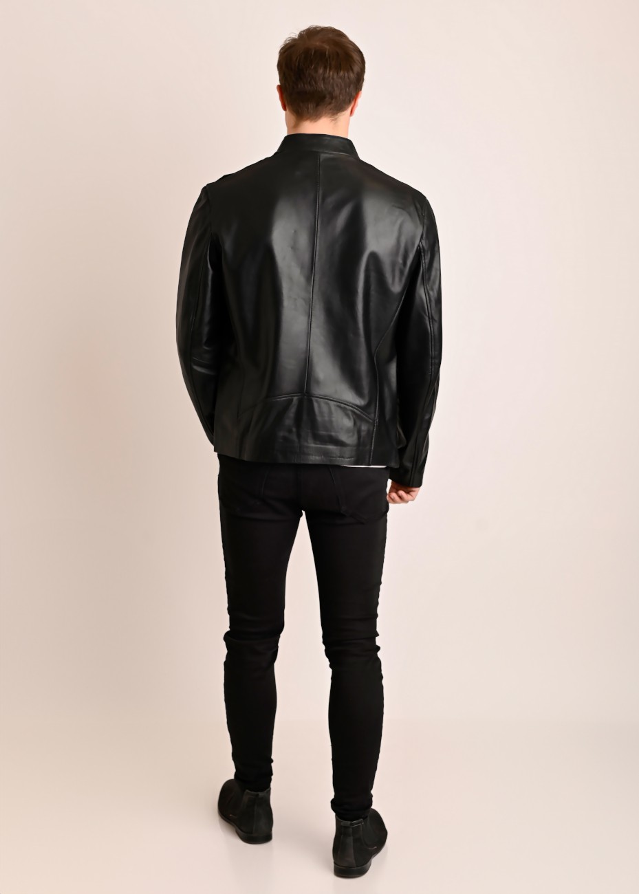 Skórzana elegancka kurtka...