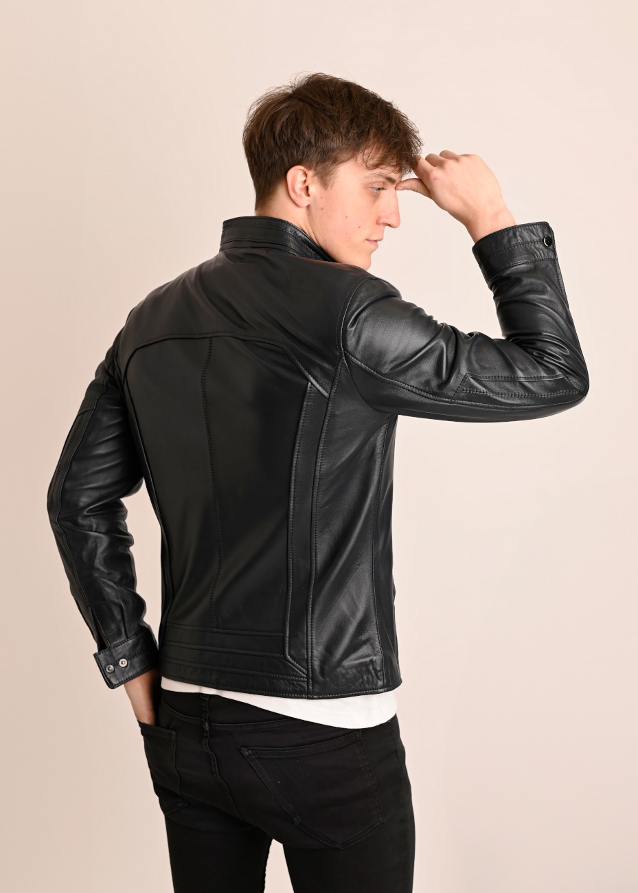 Skórzana klasyczna kurtka...